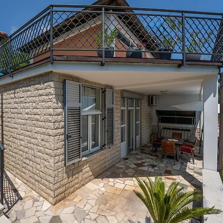 Lilly 1 By Interhome Apartamento *