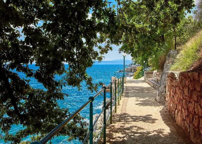 Lilly 1 By Interhome