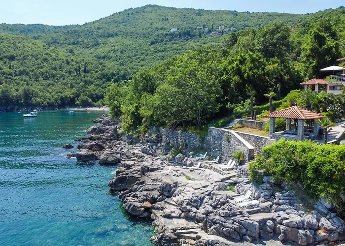 Lilly 1 By Interhome