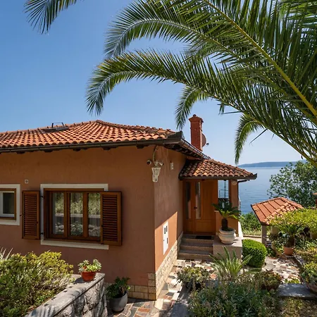 Appartamento Lilly 1 By Interhome