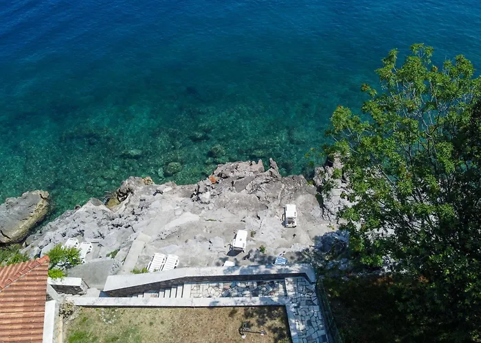 Lilly 1 By Interhome Lovran