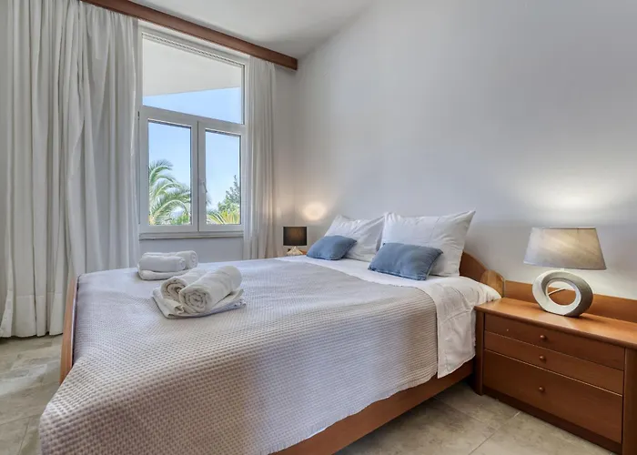 Lilly 1 By Interhome Apartman