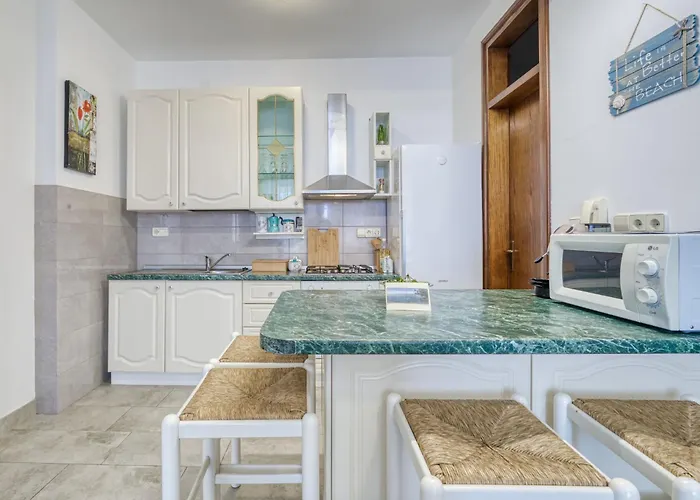 Lilly 1 By Interhome Apartman Lovran