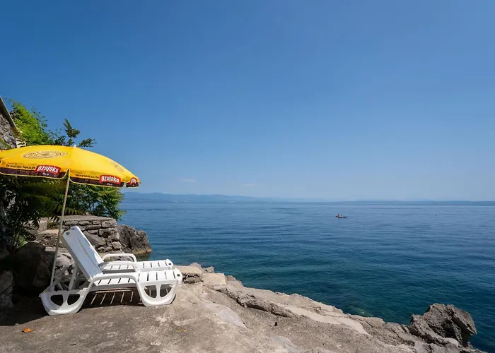 Apartman Lilly 1 By Interhome Lovran